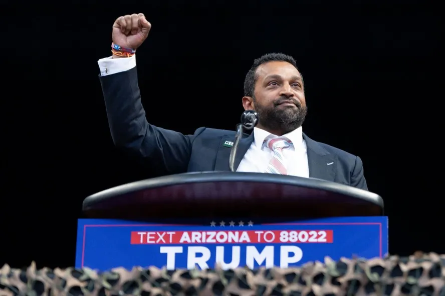 Kash Patel, diretor do FBI, discursa durante evento
